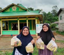 Masjid Al Hikmah Salurkan Bantuan Sembako untuk Warga Terdampak Banjir di Kampung Pahang, Lingga