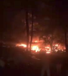 Gudang Besi Tua di Batu Aji Batam, Hangus Terbakar