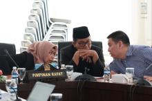 DPRD Kepri Tegas Tolak Kenaikan Tarif Pas Pelabuhan Sri Bintan Pura, Waka III Bahktiar: Kami Bersama Rakyat!