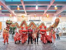 HARRIS Hotel Batam Center Mempersembahkan "Path to Prosperity Dinner" Menyambut Tahun Baru Imlek 2025