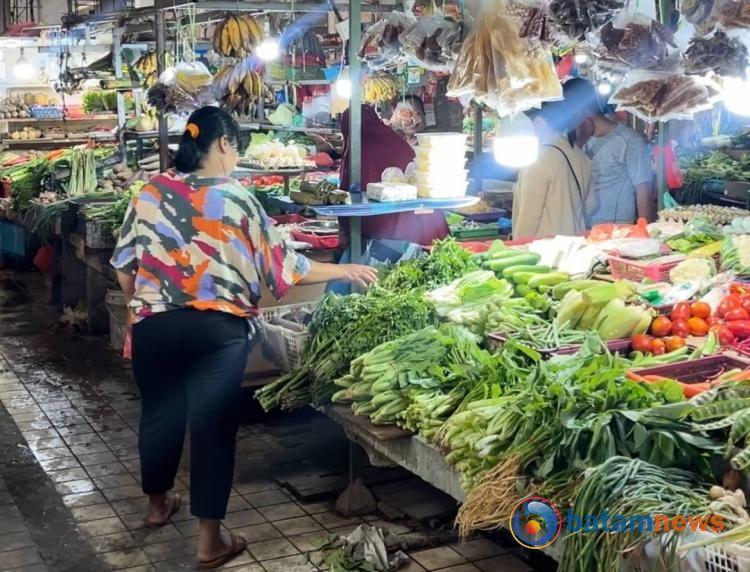 Harga Sayuran di Batam Meroket Jelang Ramadhan, Kangkung Tembus Rp40 Ribu per Kg