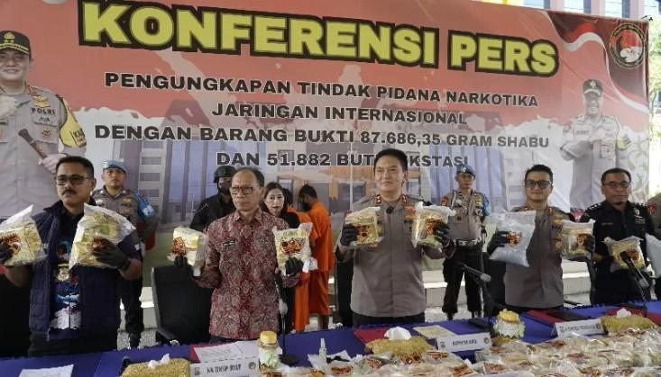 Sempat Kejar-kejaran di Lautan, Ini Kronologi Pengungkapan 87 Kilogram Sabu-sabu di Bengkalis