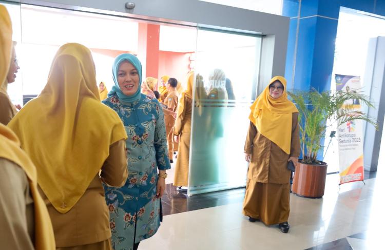 Ngantor Perdana, Wakil Bupati Bintan Deby Maryanti Mulai Kerja, Ini Agenda Pertamanya