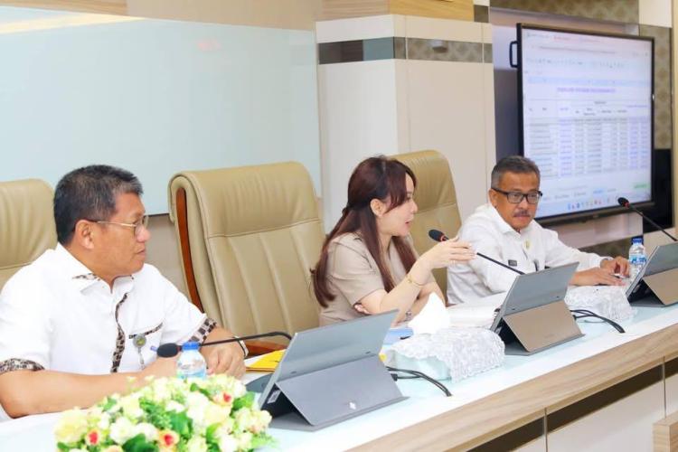Wawako Batam Ajak Masyarakat Lebih Peduli Kebersihan Lingkungan, Dorong Program 3R