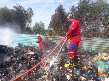 Dinas Damkar Batam Tangani 18 Kasus Kebakaran di Awal Tahun 2025, Kebakaran Sampah Mendominasi