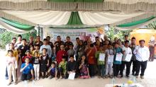 Jaksa Agung Muda Pengawasan RI Serahkan 100 Akta Kelahiran dan KIA untuk Anak Binaan LKSA di Batam, Dukung Hak-Hak Anak