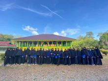 Jelajah Sejarah! Siswa SMP Integral Luqman Al Hakim Lingga Kunjungi Situs Cagar Budaya di Daik