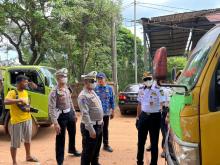 Satlantas Polresta Barelang Gelar Sidak Truk Pengangkut Sampah di TPA Punggur
