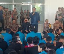 Mahasiswa Kepulauan Riau Demo Efisiensi Anggaran di DPRD, Bahktiar Janji Suarakan Aspirasi ke Pusat