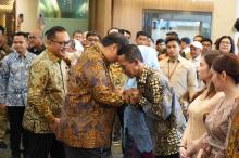 Menteri Koordinator Perekonomian Lantik Amsakar Achmad dan Li Claudia Chandra sebagai Pimpinan BP Batam