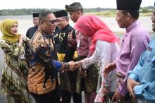 Wakil Gubernur Kepulauan Riau Nyanyang Haris Mulai Berkantor di Dompak Usai Dilantik