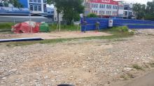 Pemko Batam Respons Cepat Keluhan Warga, Pagar Seng Biru di Sei Panas Dibongkar