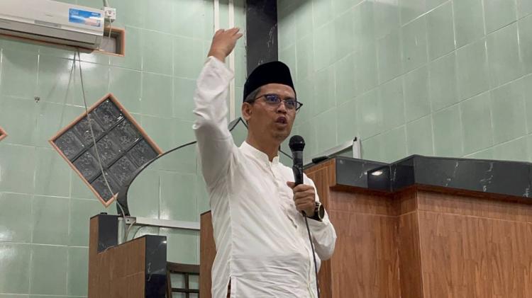 Bupati Karimun Ing Iskandarsyah Awali Safari Ramadan di Masjid Al-Amin Meral