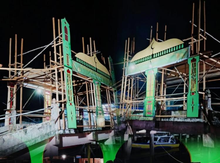 Semarak Sambut Malam 7 Likur dan Idul Fitri di Pancur Lingga Utara, Pemuda Bangun Gerbang Megah Penuh Cahaya