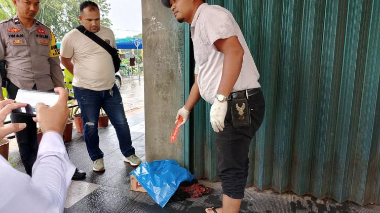 Tragis! Jasad Bayi Laki-Laki Ditemukan Tersangkut di Gorong-Gorong Perumahan Taman Raya Tahap 2, Batam Kota