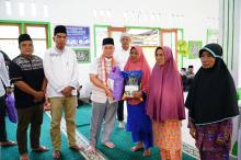 Bupati Lingga Nizar dan Wabup Novrizal Lanjutkan Safari Ramadhan 1446 H, Sambangi Masjid Al-Falah Desa Teluk