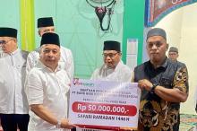 Safari Ramadhan Bareng Pemprov Riau, BRK Syariah Salurkan Bantuan CSR Rp100 Juta untuk Masjid di Rokan Hulu