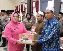 Polda Kepri Gelar Bazar Ramadan Polri Presisi 2025, Bagikan Ribuan Paket Sembako untuk Masyarakat
