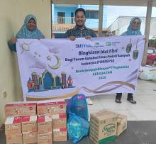 Pegadaian Batam Berbagi Bingkisan untuk Pengelola Bank Sampah Jelang Idul Fitri 1446 H