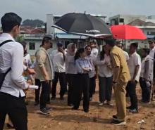 Rugikan Masyarakat, Li Claudia Chandra Beri Atensi Serius Aktivitas Penimbunan DAS Permata Baloi
