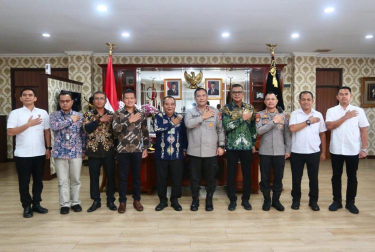 Pererat Sinergi, Kapolda Kepri Terima Audiensi Direktur Utama PT PLN Batam
