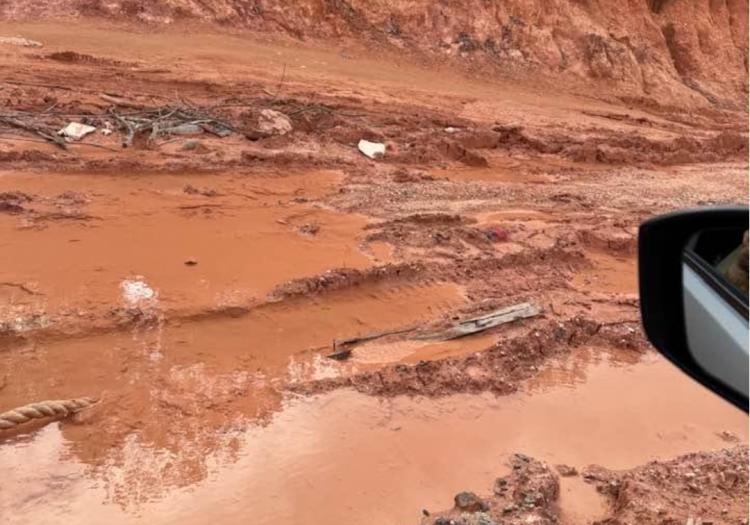 No Viral No Action! Gubernur Ansar Janji Perbaiki Jalan Rusak Pelabuhan Roro Lingga Usai Disindir Wabup Novrizal