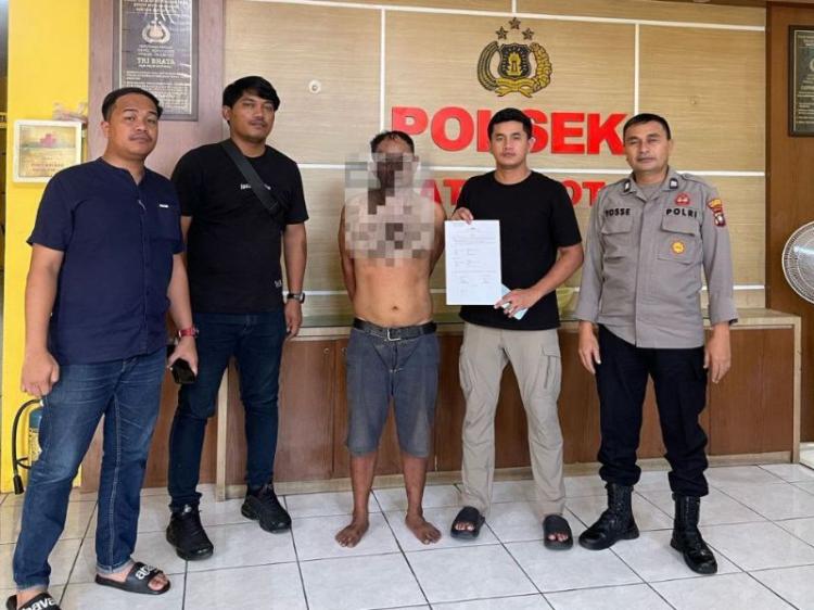 Juru Parkir di Nagoya Babak Belur Dihajar Massa karena Mencuri HP Ojol di Batam