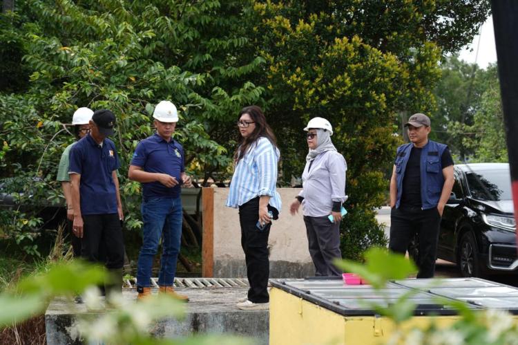 Masyarakat di Wilayah Stres Area Mulai Menikmati Aliran Air
