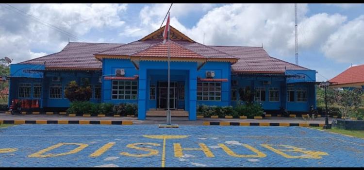 Disorot Publik, Dishub Lingga Jawab Transparansi Proyek Halte Sekolah di Singkep