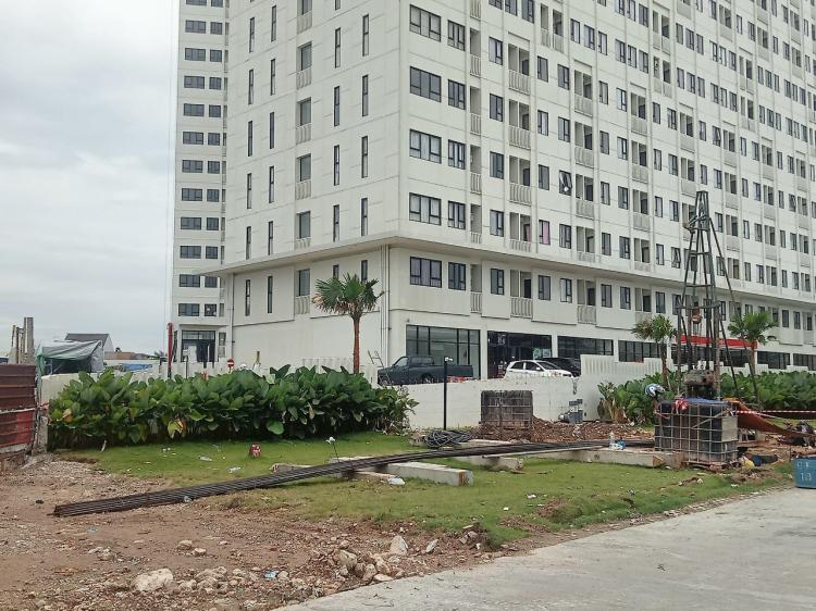 Warga Permata Baloi Protes Lahan Fasum Dijadikan Akses Apartemen: 