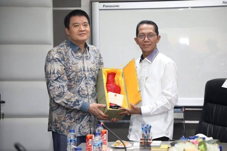 Wali Kota Batam Terima Kunjungan Konsul Jenderal Tiongkok untuk Bahas Kerja Sama Kota Kembar