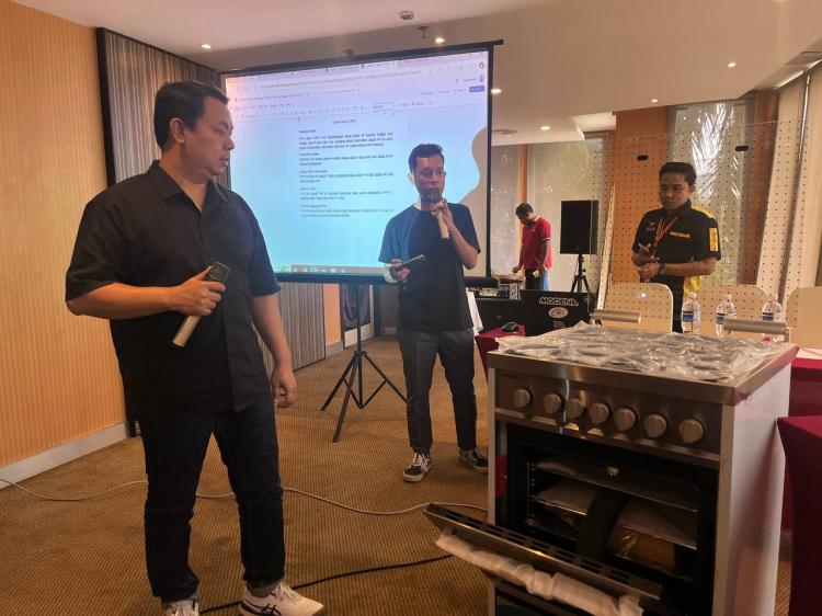 MODENA Perluas Jaringan Dengan Gandeng Wisco Bangunan Indonesia di Kota Batam