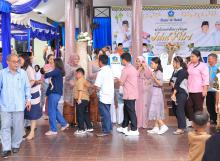 Open House Lebaran Deby Maryanti di Bintan Ramai Dikunjungi Warga