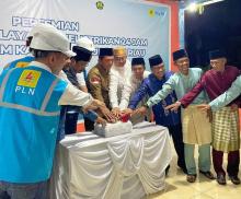PLN ULP Tanjung Balai Karimun Hadirkan Layanan Listrik 24 Jam di Desa Parit