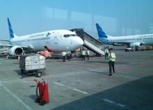Ban Depan Pesawat Garuda Pecah Saat Mendarat di Bandara Tanjungpinang, Penumpang Sempat Panik