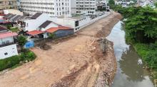 Penutupan Sungai Baloi Indah Tak Kunjung Dikeruk, Warga Kezia Kebanjiran