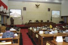 Rp 3,6 Miliar untuk 4 Hyundai Palisade: Ketua DPRD Batam Tegaskan Bukan Dampak Efisiensi