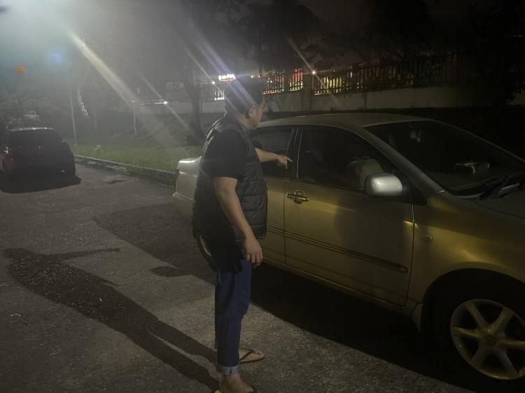Breaking News: Pria Ditemukan Tewas dengan Luka Tergorok di Dalam Mobil di Puri 2000 Batam