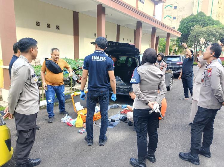 DVI dan Inafis Selidiki Kematian Pria dengan Luka Tergorok di Mobil, Ini Faktanya