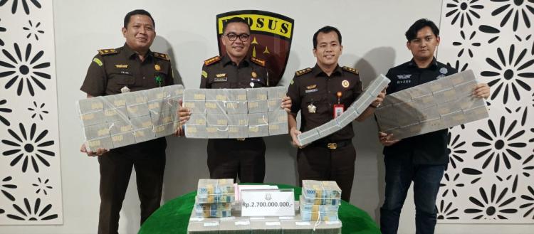 Kejaksaan Negeri Batam Terima Rp2,7 Miliar Uang Pengganti Korupsi PNBP Pelabuhan