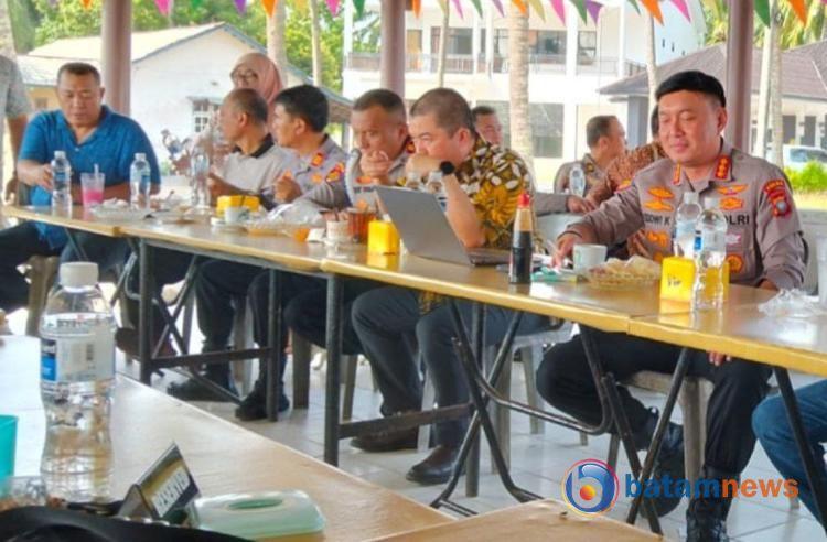 Kabid Propam Polda Kepri Ajak Wartawan Batam `Ngopi Mas`, Bangun Sinergi dan Transparansi