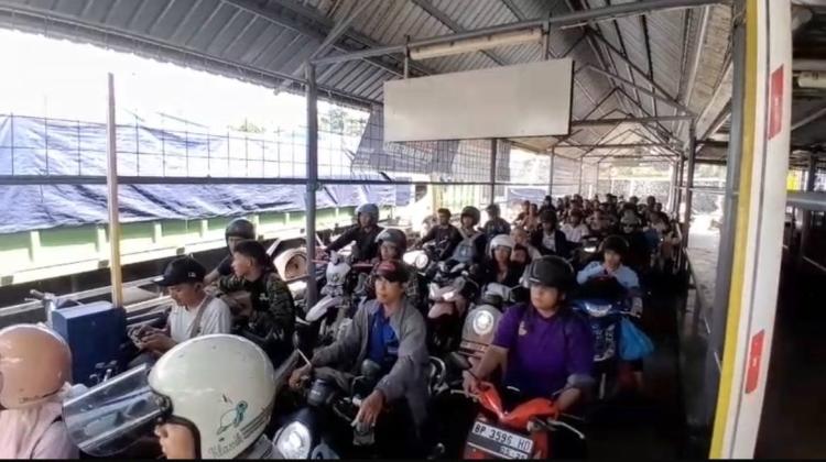 Tinjau Pelabuhan Roro Punggur, Kadishub Kepri Soroti Penumpukan Kendaraan dan Koordinasi Antarlembaga