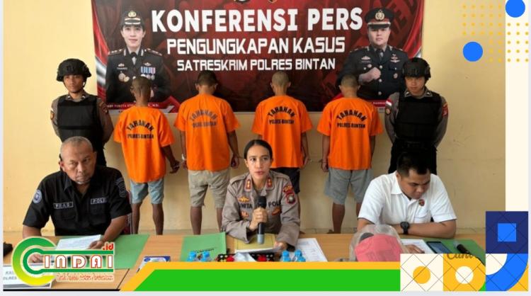 Dendam Tak Ditegur, Pria 62 Tahun Babak Belurkan Korban Pakai Parang di Bintan