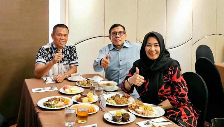 Ketum PWI dan Ketum IKWI Pastikan Hadir pada Pelantikan Pengurus PWI dan IKWI Batam 2025 - 2028