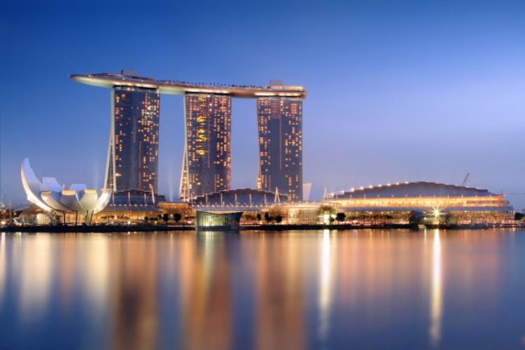 Menikmati Malam Minggu di Singapura, Pilihan Seru Warga Batam untuk Liburan Singkat