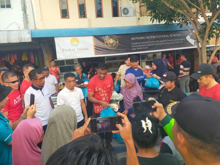 Berlari, Berbagi, dan Menginspirasi: Misi Sosial ABC Runner di Pulau Belakang Padang