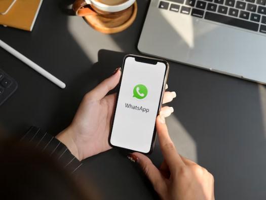 WhatsApp Resmi Hadir di iPad! Bisa Video Call 32 Orang & Pakai Apple Pencil 