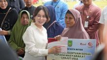 Peduli Lansia, Li Claudia Chandra: Ini Bukan Soal Angka, Tapi Bukti Sayang Kami