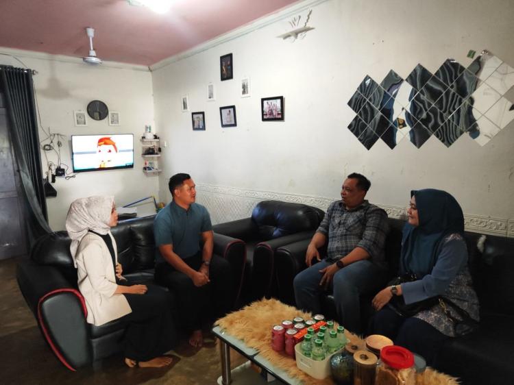 Letkol Mar Tomas Kunjungi Keluarga Prajurit di Tanjungpinang