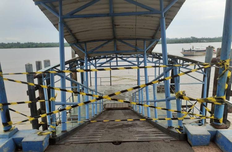 Ponton Rusak di Pelabuhan Tanjungbatu Disegel, Dishub Karimun Siapkan Dua Skenario Perbaikan